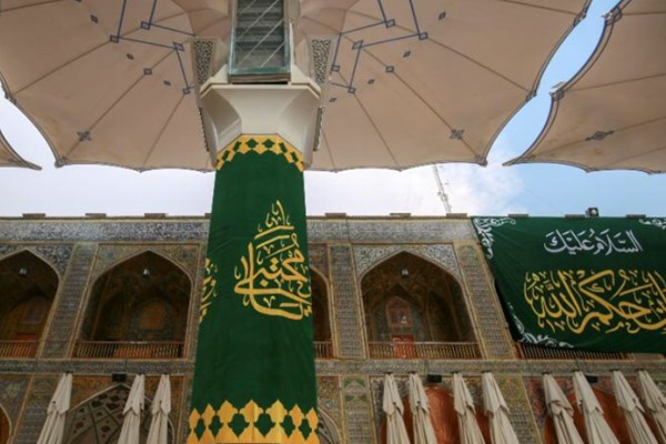 گل&zwnj;کاری حرم امیرالمومنین(ع) در آستانه ولادت کریم اهل بیت(ع)