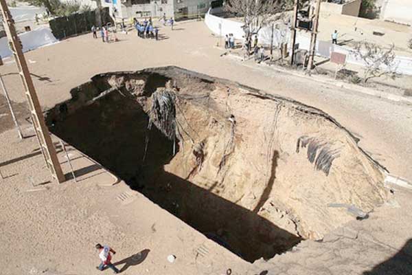 نشست زمین در دشت ورامین به دلیل خشکسالی‌های متوالی بود