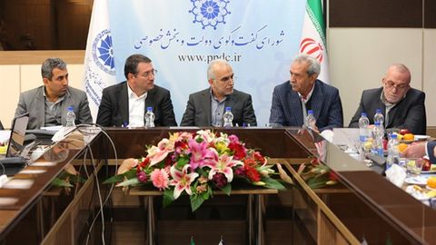 جلسه شورای گفتگوی دولت و بخش خصوصی آغاز به کار کرد