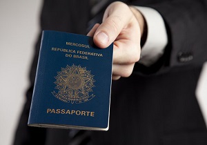 جولان کلاهبرداران در بازار داغ صدور ویزا/دریافت هزینه اضافی از زائران غیرقانونی است