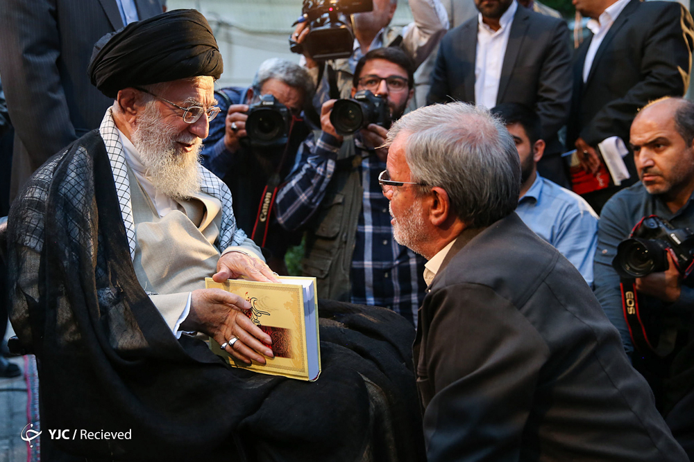 شاعران در محضر رهبر انقلاب چه اشعاری را خواندند؟+ متن اشعار