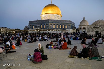 افطار در سرزمین قدس