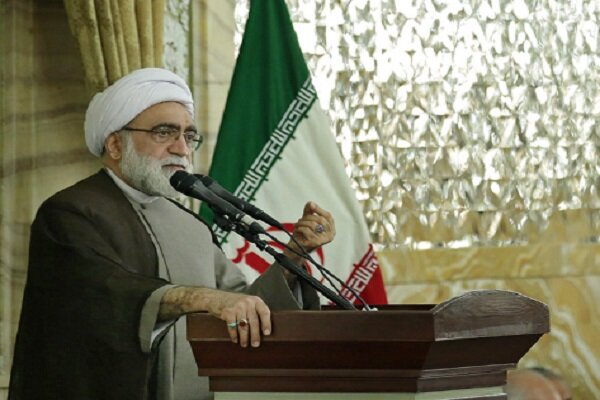 بازدید حجت الاسلام والمسلمین مروی از بخش‌های مختلف آستان قدس