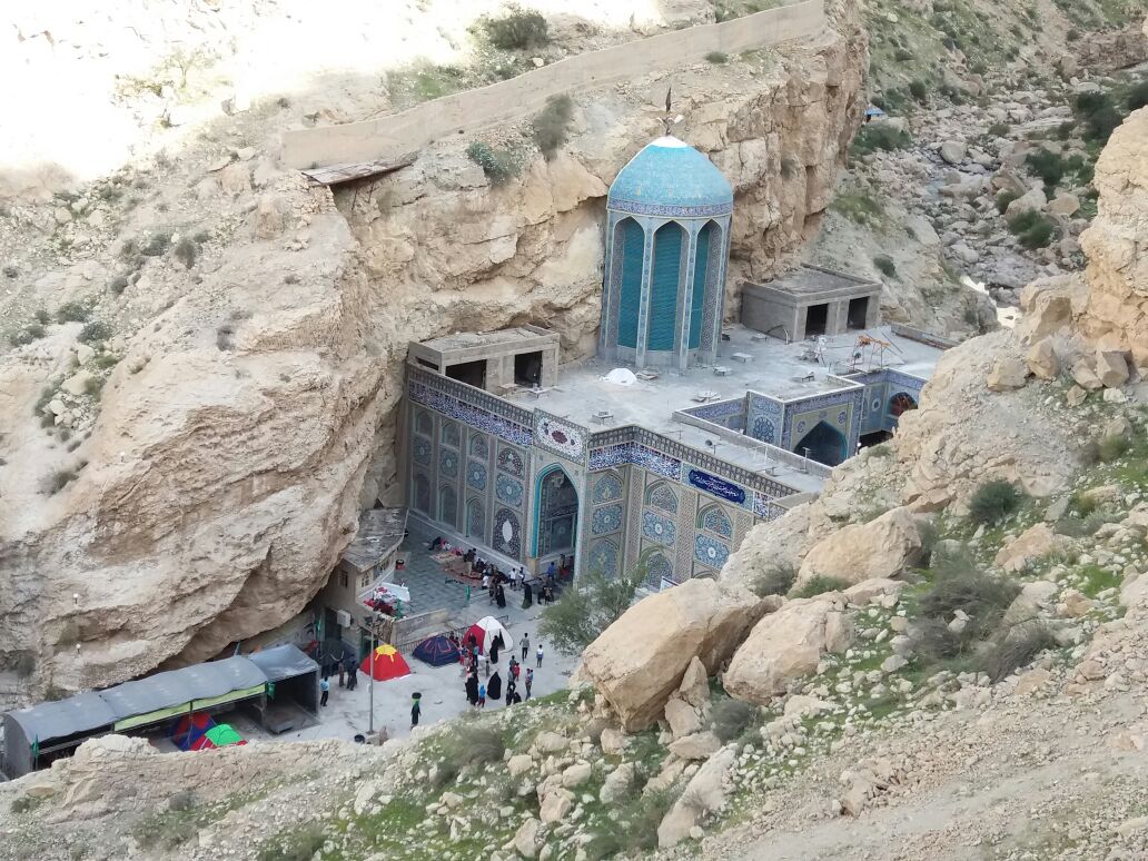 حمایت نکردن دولت به بقاع متبرکه/ صادر نشدن مجوز کنگره بین‌المللی بی‌بی حکیمه