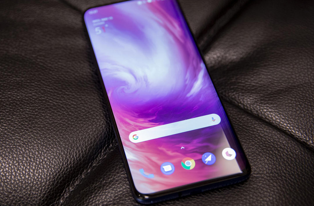 چینی&zwnj;ها برای خرید OnePlus 7 Pro گوشی گلکسی S10 خود را به فروش گذاشته&zwnj;اند