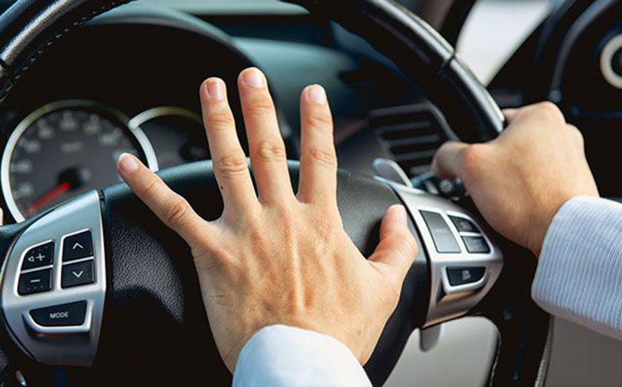 بیایم فرهنگ استفاده ازبوق را یاد بگیریم