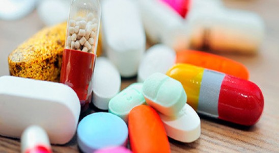 تغییر سیاست&zwnj;های ارزی بانکی عامل تولید مکمل&zwnj;های باکیفیت/ ممنوعیت واردات کالاهای مشابه داخلی را دنبال می&zwnj;کنیم