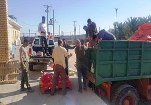 توزیع ۱۰ هزار پرس غذای گرم روزانه بین سیل زدگان