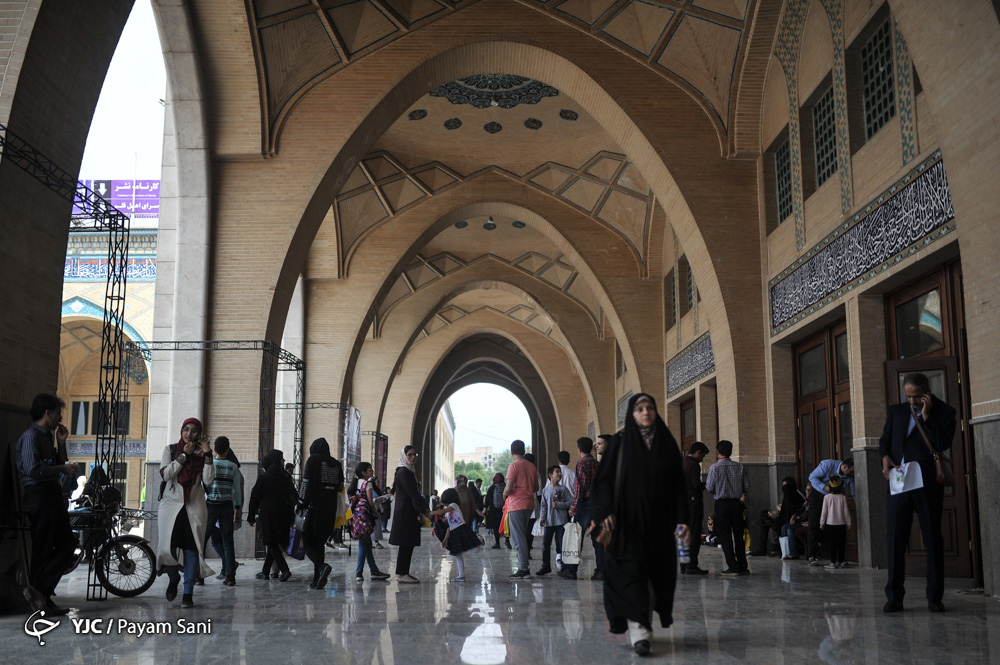 ساعت ابتدایی نمایشگاه کتاب تهران چگونه گذشت؟