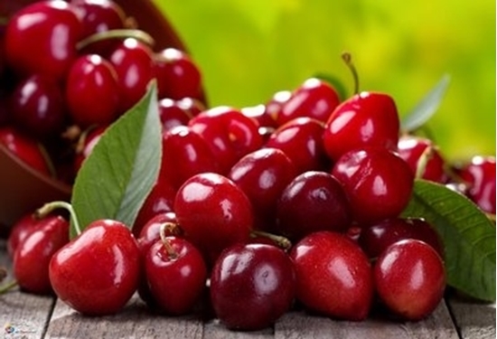 مواد غذایی مفید در رفع بی خوابی/ اگر اختلال خواب دارید مصرف این میوه خوشمزه را فراموش نکنید