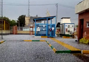 فیلمی از بارش تگرگ در مشهد