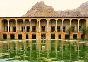 دستگیری سارقان درب‌های قلعه تاریخی سورک