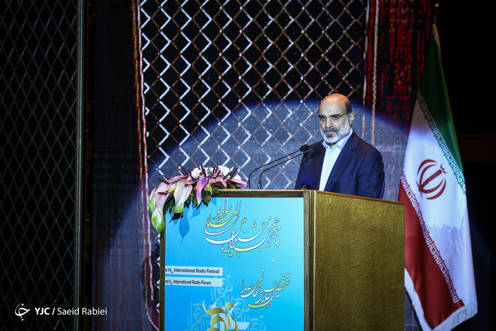 مردم ایران تحریم های آمریکا را به فرصتی برای رونق تولید تبدیل خواهند کرد