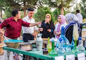 جشنواره شربت‌های گیاهی" در نطنز برگزار می‌شود