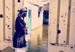 تصادف غیرمنتظره دو خودروی شاسی بلند در خیابان/ آواره شدن ۹۰۰ کانادایی در پی وقوع سیل/ برداشت تمام مکانیزه گندم در خوزستان/ سرنوشت کانال مالی ایران و اروپا پس از تحریم&zwnj;های آمریکا + فیلم