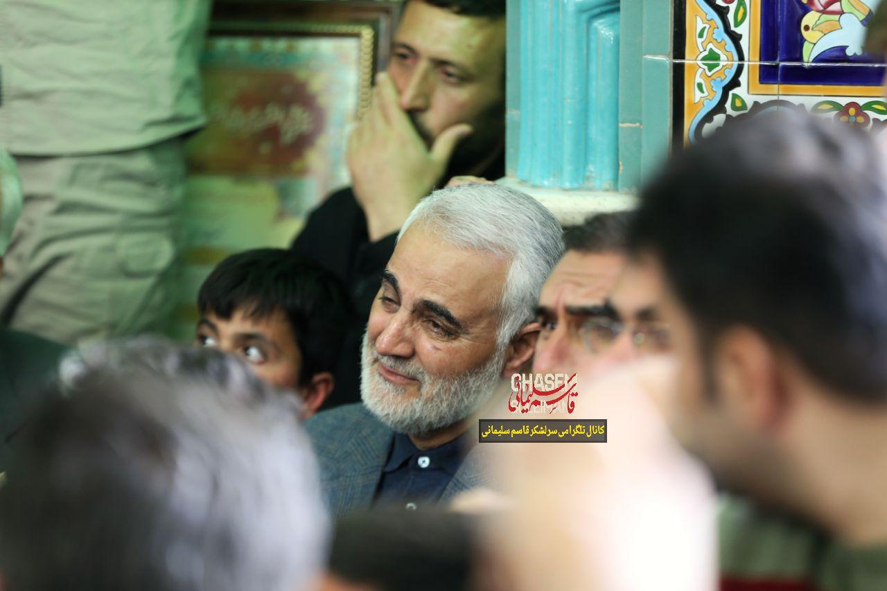 حضور سرلشکر سلیمانی در مراسم ترحیم شهید مجید قربانخانی +تصاویر