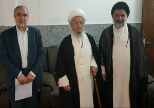 نماینده، ولی فقیه در لرستان با مراجع تقلید در قم دیدار کرد