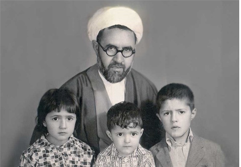 شهادت استاد مطهری، تئوریسین انقلاب/ روز ملی خلیج فارس با اخراج پرتغالی&zwnj;ها از تنگه هرمز/ آغاز محاکمه یاران نواب صفوی و یارانش به دست رژیم پهلوی