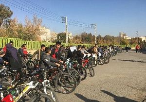 برپایی همایش دوچرخه سواری خانوادگی در اندیمشک