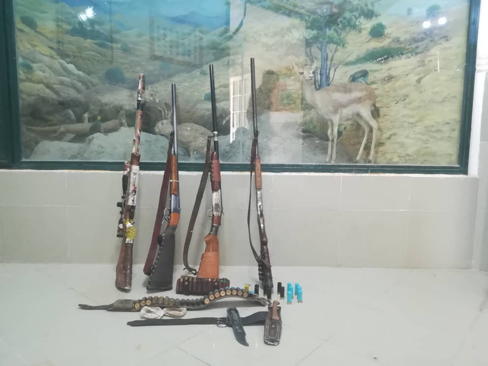 دستگیری ۵ شکارچی متخلف در دشتی