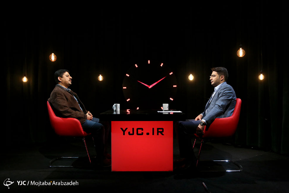 انجیدنی: قبل از روی کار آمدن هاتگرام و تلگرام طلایی روزانه ۷۰۰-۸۰۰ هزار نفر به پیام&zwnj;رسان&zwnj;های داخلی می&zwnj;آمدند/ کافی بود مسئولان فقط کمتر از یک ماه صبر کنند/ اگر هاتگرام و تلگرام طلایی رو نمی&zwnj;آمدند، شاهد اشتغالزایی فراوان در صنعت پیام&zwnj;رسانی بودیم/