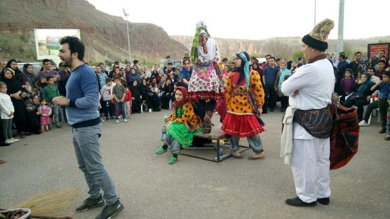 ۱۰ نمایش خیابانی در سیستان و بلوچستان در حال اجراست