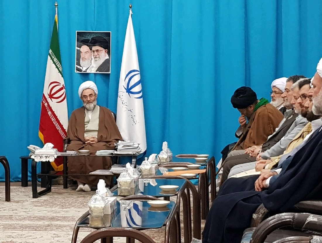 لزوم تبیین هرچه بیشتر شخصیت والای آیت الله بهجت