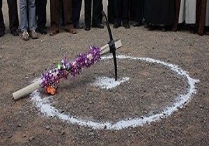کلنگ زنی ساخت مرکز آب درمانی در مدرسه بشارت سمنان