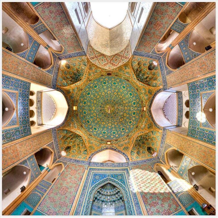 تصاویری از مسجدی با قدمت ۱۰۰ سال در یزد