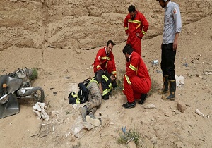موتورسوار قمی در گودال کوره‌های آجرپزی سقوط کرد/انتقال مصدوم به مراکز درمانی