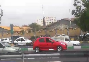 حرکت خطرناک پراید در بزرگراه رسالت + فیلم