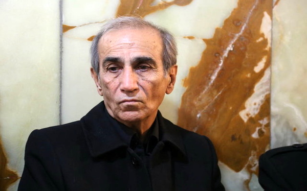 جباری: وزیر ورزش و پسرش چه کاره اند که در کار باشگاه استقلال دخالت کنند؟