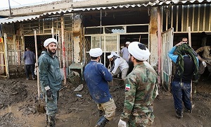 عملیات جهادی طلبه‌ها در مناطق سیل‌زده