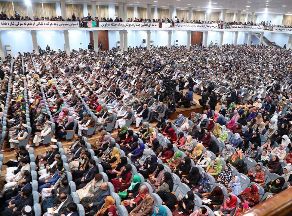 اشرف غنی: طالبان اگر حرفشان با مردم یکی است، چرا از مذاکره با افغان ها می ترسند؟