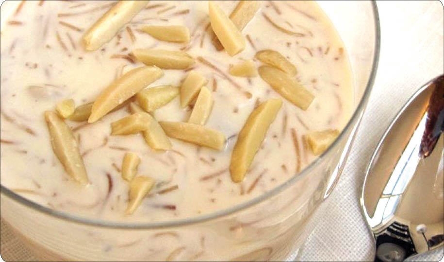 پودینگ ورمیشل دسری مقوی برای روزه داران پودینگ ورمیشل دسری مقوی برای روزه داران