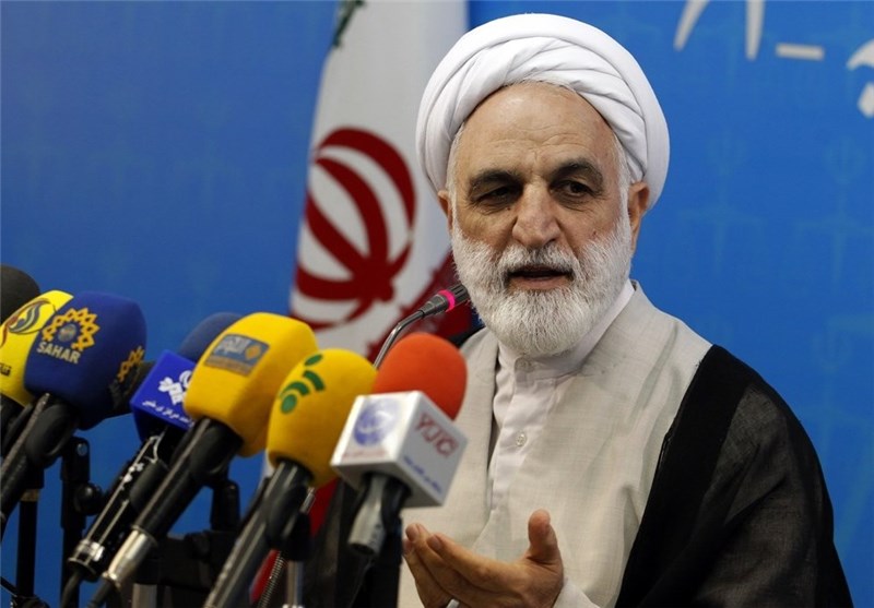 دشمن به دنبال بدبین کردن مردم نسبت به نظام و مسئولان است/ برای بی اثر کردن فشارهای اقتصادی نیازمند تلاش مضاعف هستیم