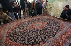 اهداء ۱۵۰ تخته فرش به سیل زدگان استان لرستان