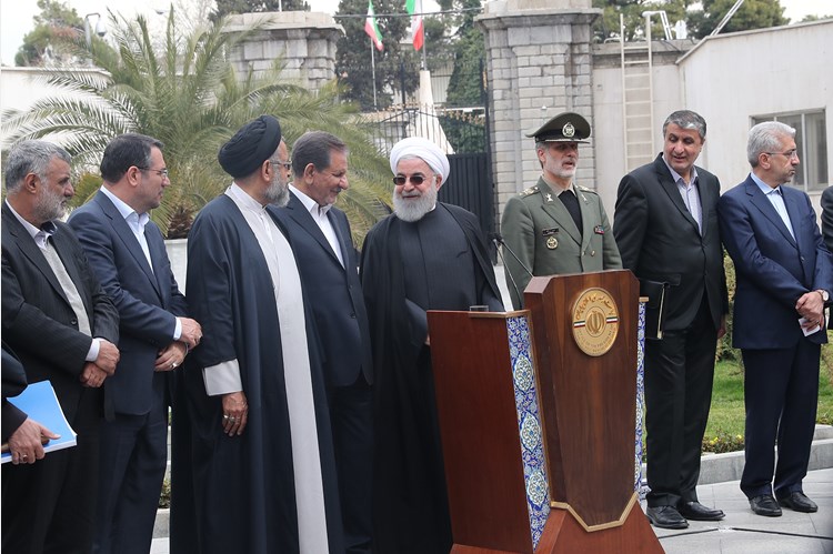 چراغ طبقه هشتم ساختمان کوثر تا ۱۴۰۰ خاموش می&zwnj;ماند؟!/ گزینه مورد نظر مشخص شده روحانی تائید کند!