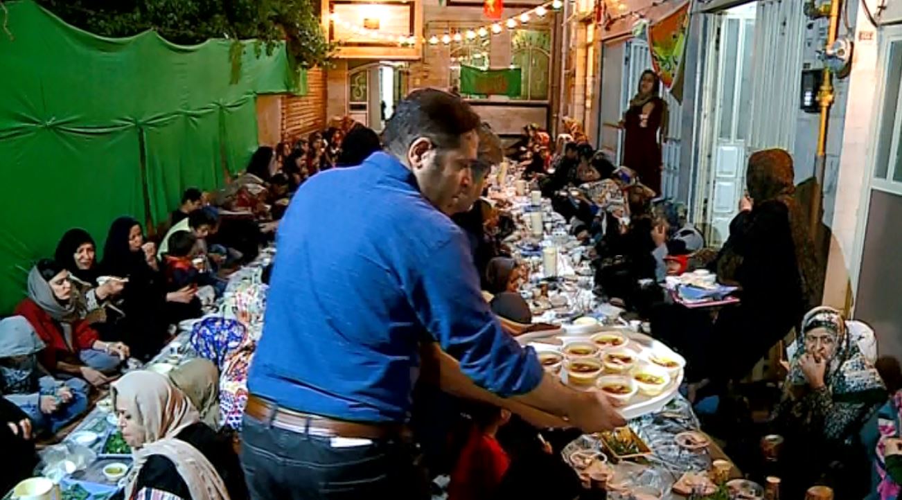 جشن میلاد با افطاری ساده در اراک