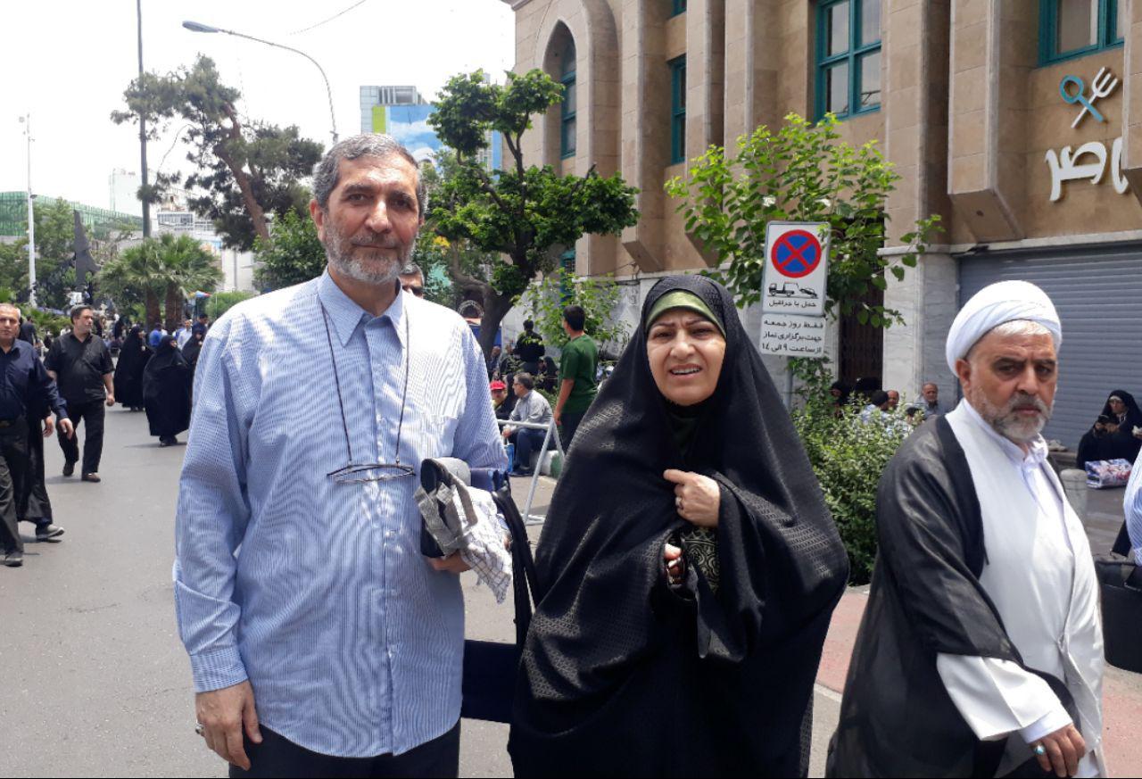 امروز همه آمدند؛ از مسئولان و اقلیت&zwnj;های مذهبی تا پیرزن ۱۰۰ ساله و نوجوانان رزمی&zwnj;کار/ پیام انگلیسی تهرانی&zwnj;ها به مردم جهان