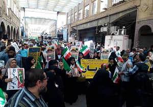 فریاد مرگ بر استکبار از زبان روزه داران در دزفول جاری شد