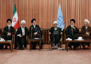 بیان ناگفته‌های اوایل انقلاب در یک دورهمی خاص/ ماجرای عزیز شمردن قاضی و دادگاه چیست؟ + فیلم