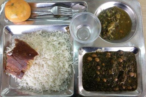 سرانه غذای دانشجویی در سال ٩٨ چند میلیون تومان است؟/ ماجرای استفاده از گوشت سفید به جای قرمز در غذاهای دانشجویان