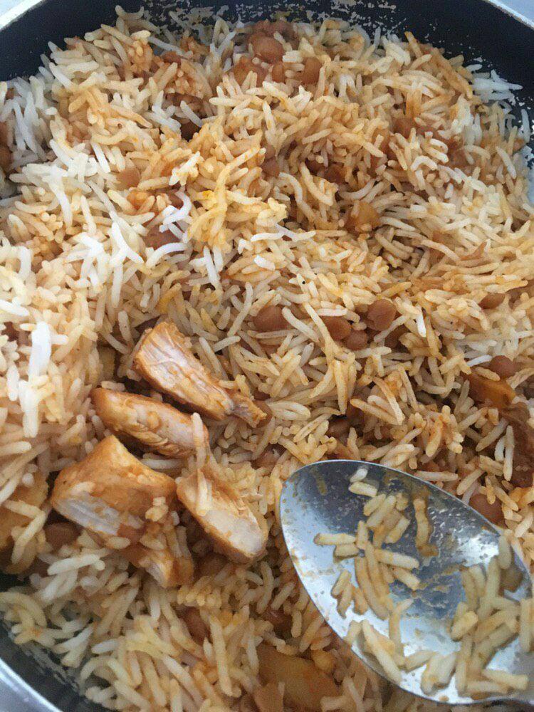 سرانه غذای دانشجویی در سال ٩٨ چند میلیون تومان است؟/ ماجرای استفاده از گوشت سفید به جای قرمز در غذاهای دانشجویان