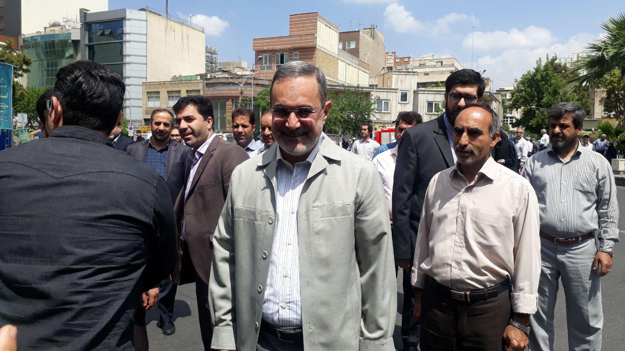 از حضور مسئولان و کلیمیان تا رونمایی از ماکت موشک ذوالفقار/ پیام انگلیسی ایرانیان به مردم جهان