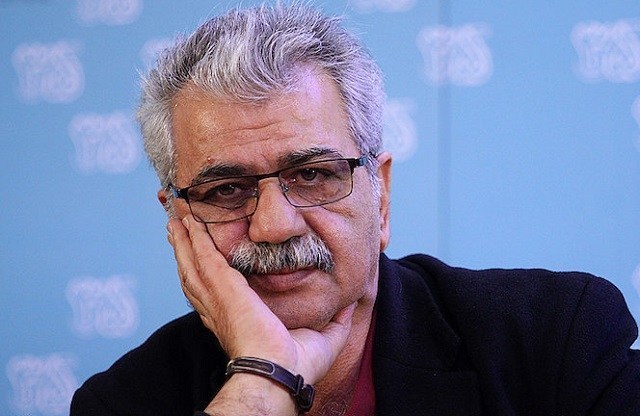 انتقاد کارگردان سینما از کاهش سهم دفاتر پخش فیلم و بلاتکلیفی در اکران «کلوپ همسران»