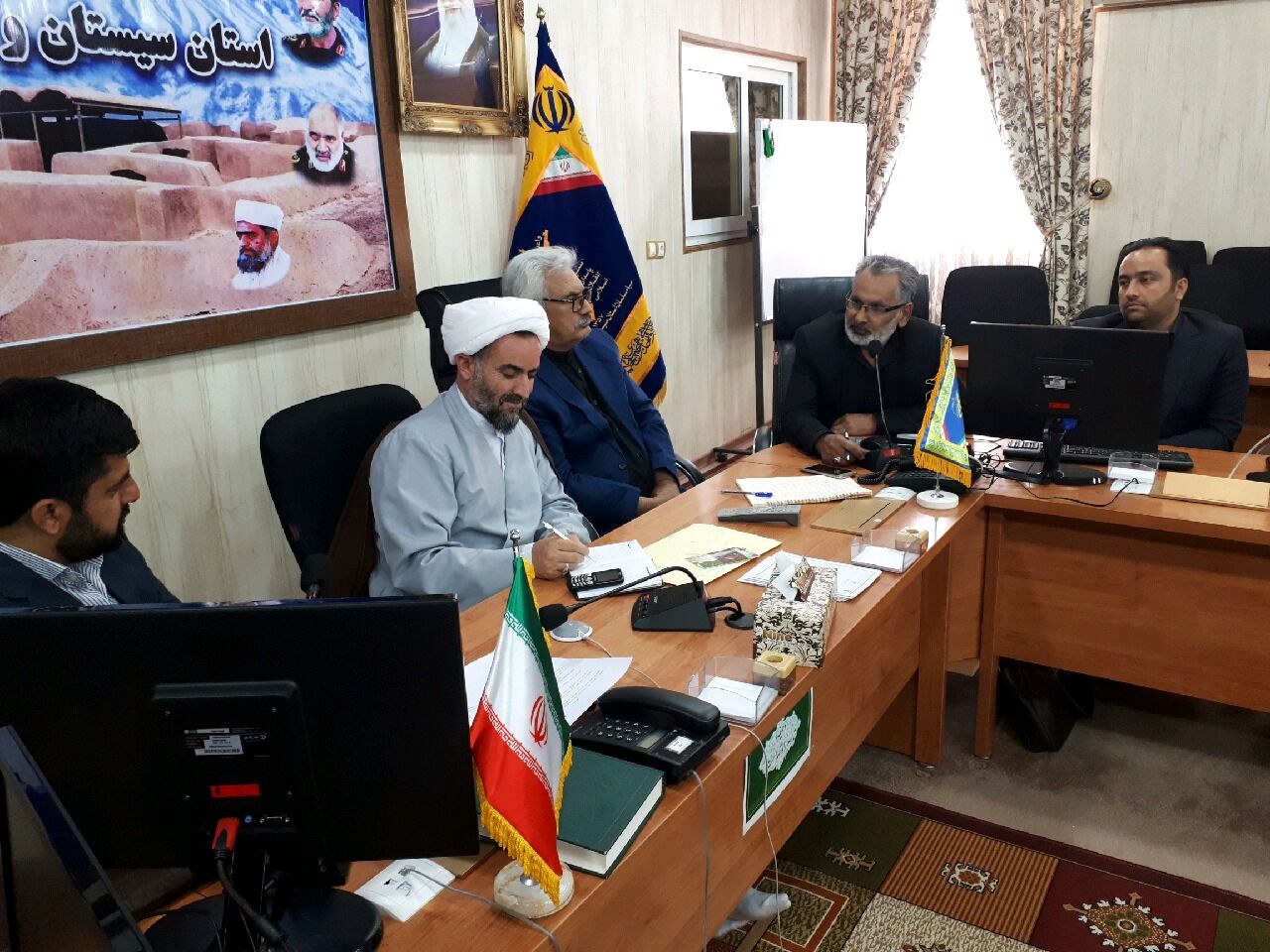 رسانه یکی از ارکان مهم و موثر در جامعه است