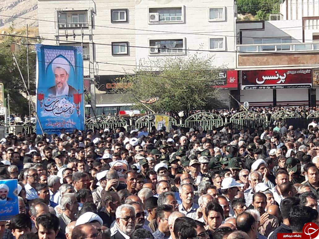 مراسم تشییع امام جمعه شهید کازرون + عکس مراسم تشییع امام جمعه شهید کازرون + عکس