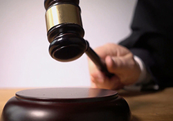 جذاب ترین روش برخورد با سارق! + فیلم