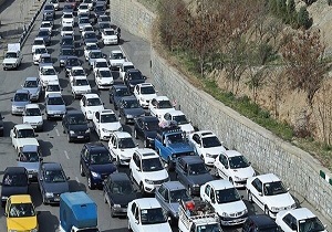 ترافیک در محور هراز سنگین است